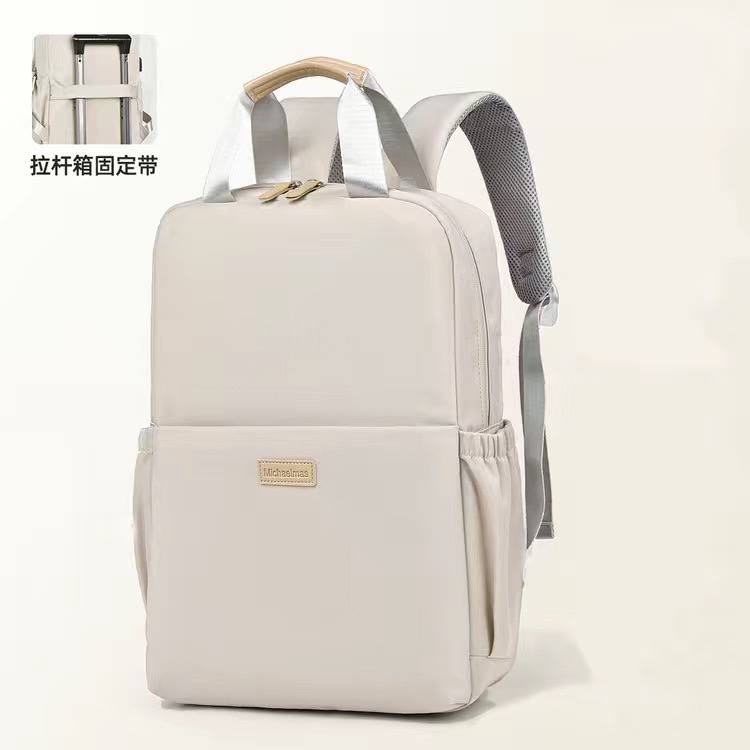 Большой водоотталкивающий рюкзак 2025 года для ноутбука, путешествий и учёбы. — изображение 6