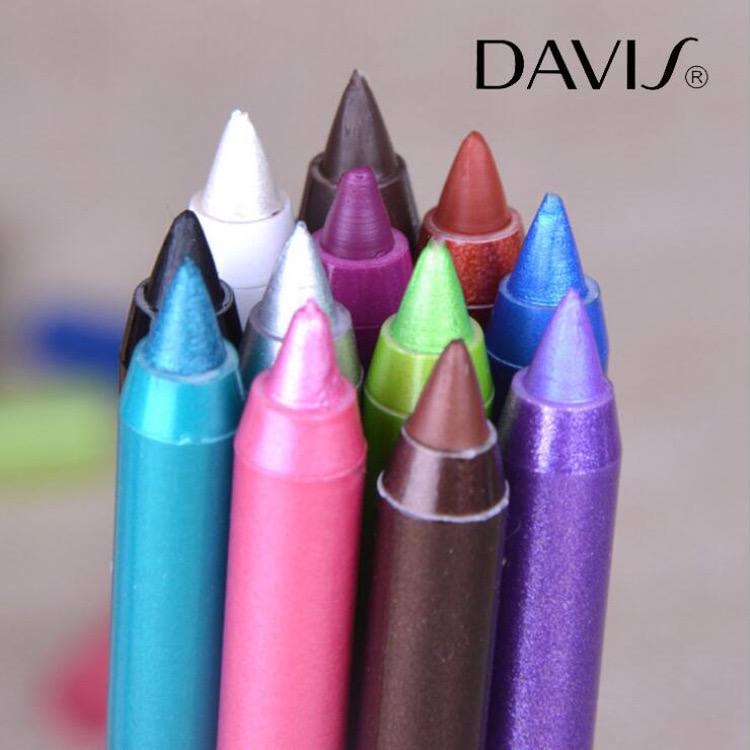 Карандаш для бровей, глаз и губ Davis 3 в 1. Многофункциональный косметический карандаш от бренда Davis (黛维丝) — идеален для создания выразительного макияжа.