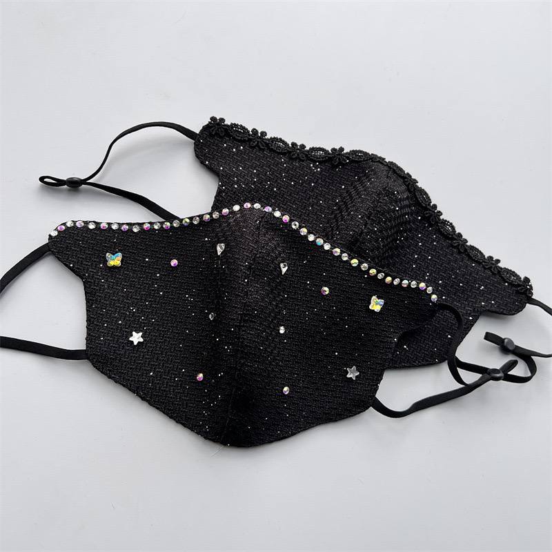 Женская утеплённая маска с вуалью и стразами, осенне-зимняя модель с защитой от ветра, стильный дизайн с объёмным эффектом. — изображение 3