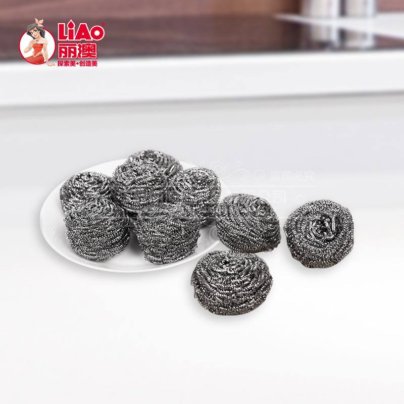 Металлическая губка из нержавеющей стали для эффективной очистки посуды и кухонной утвари. — изображение 4