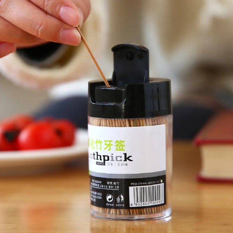 Зубочистка для бережного удаления остатков пищи и ухода за зубами и деснами. — изображение 2