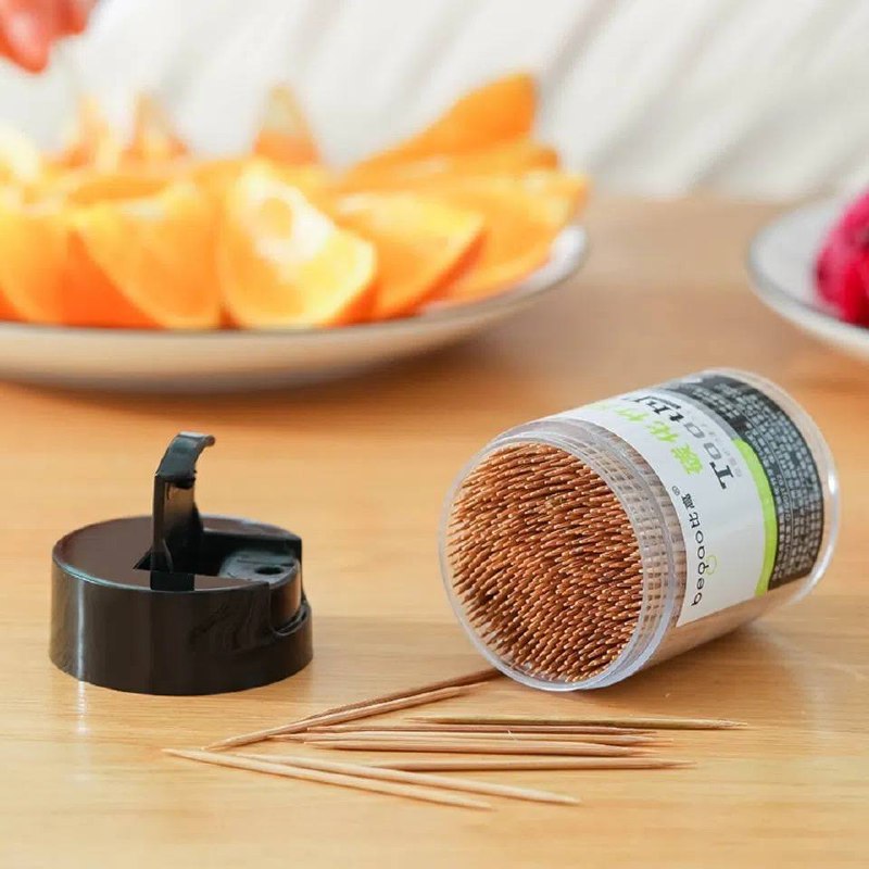 Зубочистка для бережного удаления остатков пищи и ухода за зубами и деснами. — изображение 4